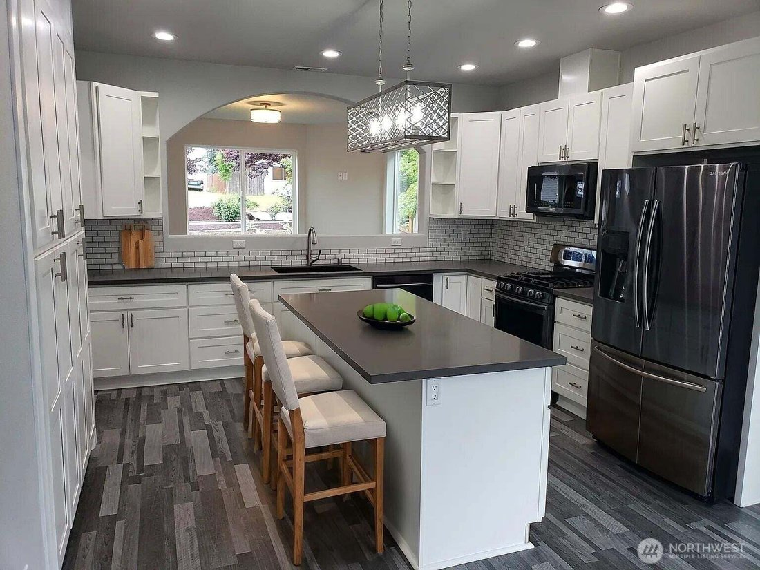 House in Tacoma, Washington, United States 4 - 17926609