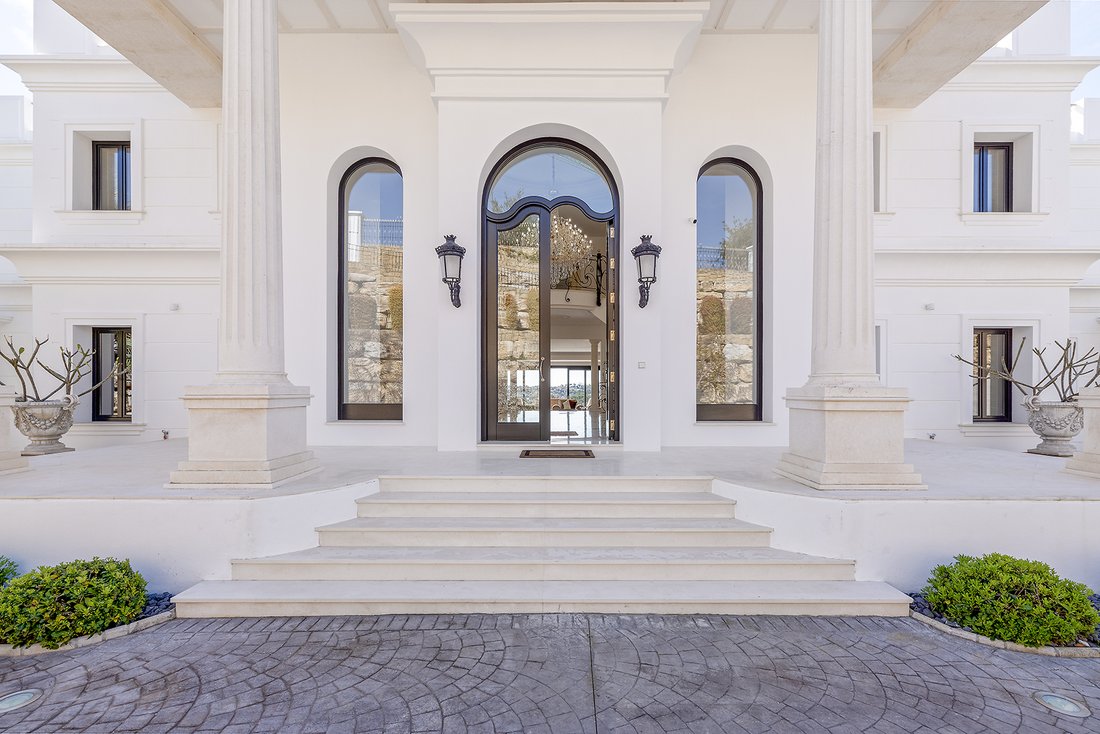 Villa in Sotogrande, San Roque, Andalusia 3 - 17927068