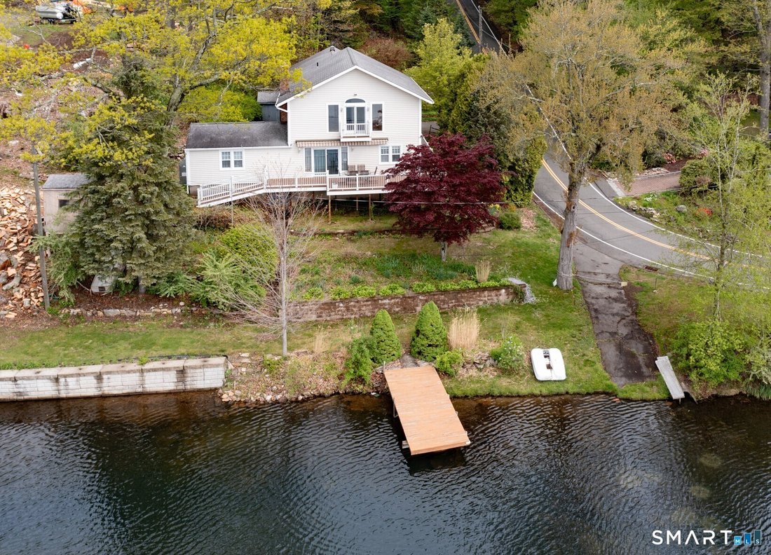 House in Wolcott, Connecticut, United States 1 - 17927469