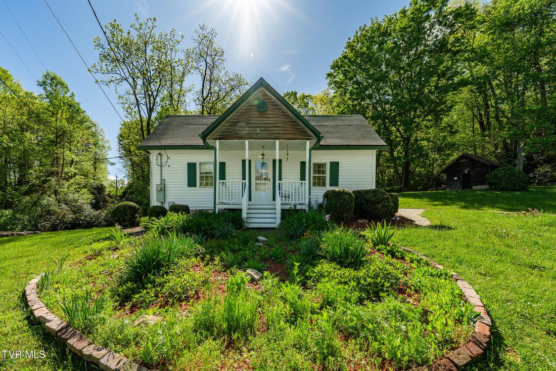 House in Mountain City, Tennessee, United States 5 - 17927279
