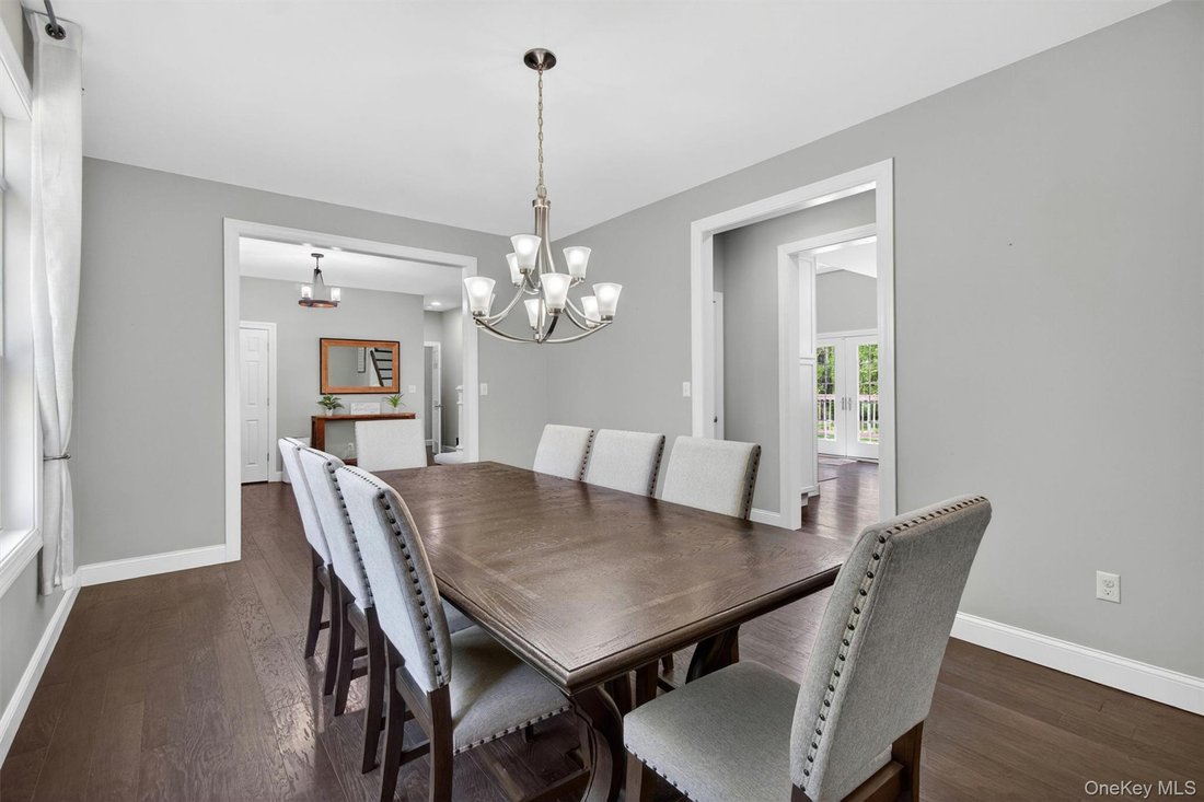 House in Middletown, New York, United States 5 - 17927382