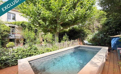 House in Avignon, Provence-Alpes-Côte d'Azur, France 1