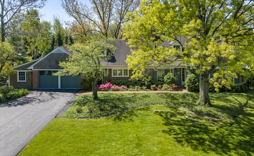 House in Winnetka, Illinois, United States 1