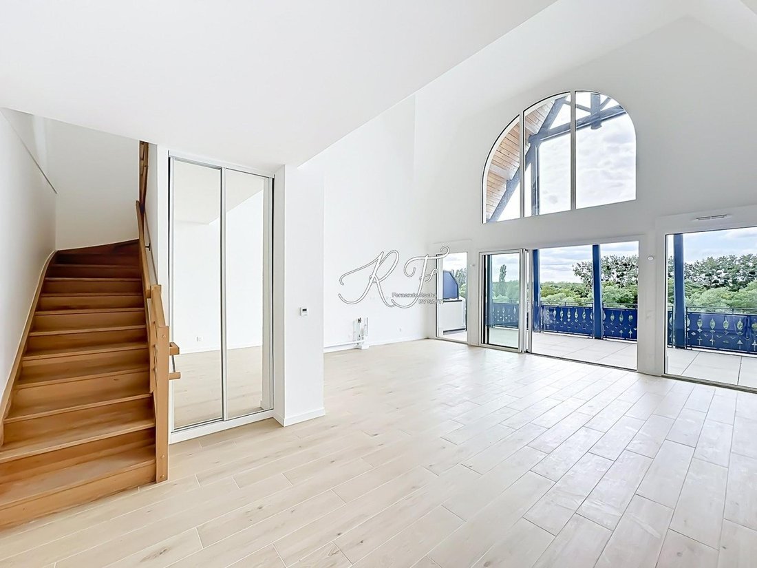 Apartment in Carriere-Bois Rochefort, Cormeilles-en-Parisis, France 1 - 17927819