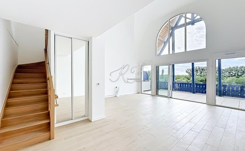 Apartment in Carriere-Bois Rochefort, Cormeilles-en-Parisis, France 1