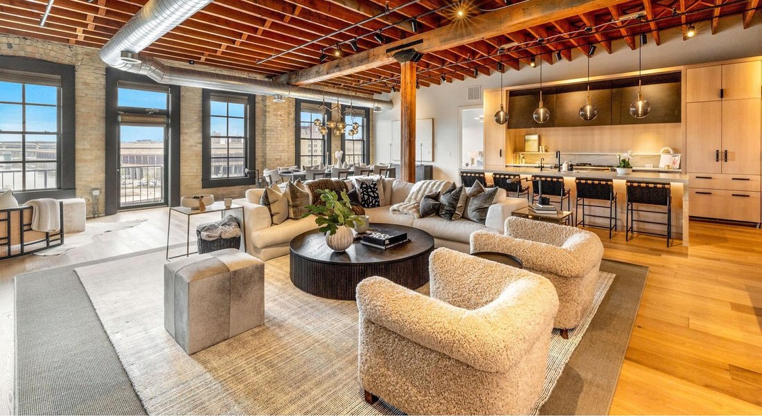 Condo in Milwaukee, Wisconsin, United States 4 - 17927335