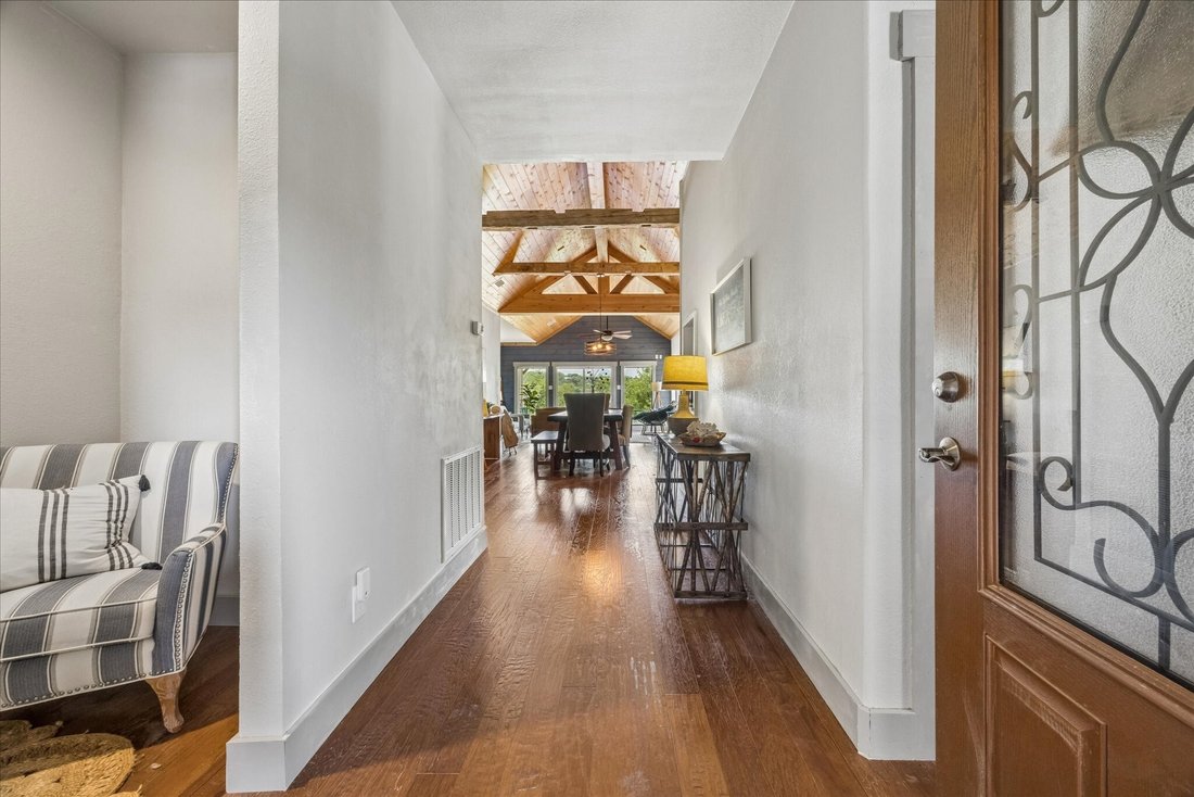 House in Marble Falls, Texas, United States 2 - 17927325