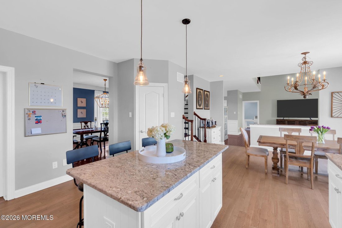 House in Upper Freehold, New Jersey, United States 5 - 17927377
