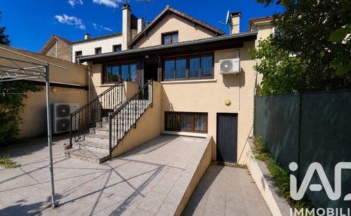 House in Les Corluis, Le Perreux-sur-Marne, France 1