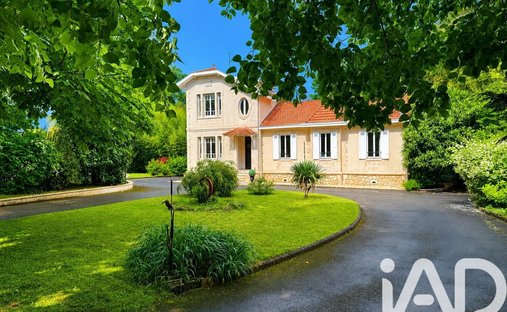 House in Beausoleil, Gradignan, France 1