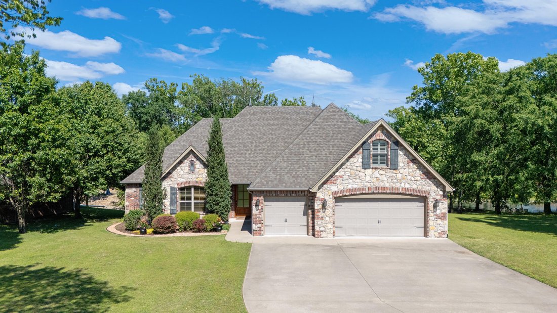 House in Grove, Oklahoma, United States 1 - 17927368