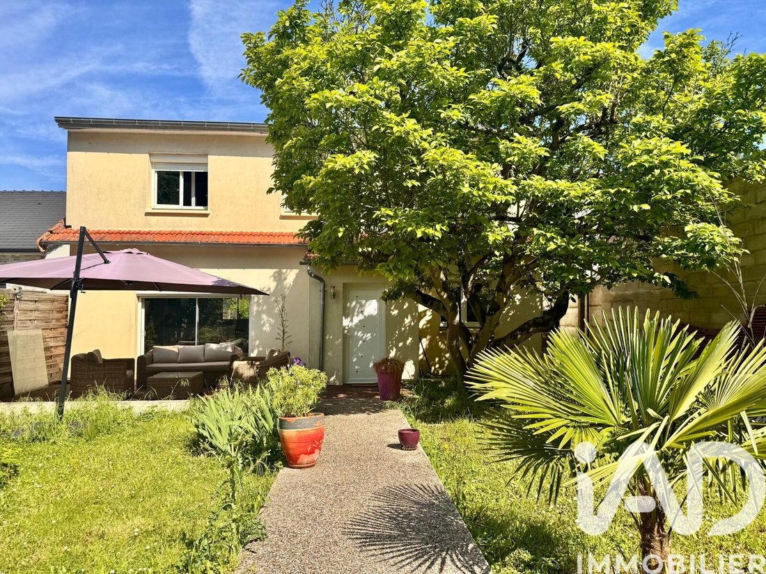 House in Noiseau, Ile-de-France, France 1 - 17929784