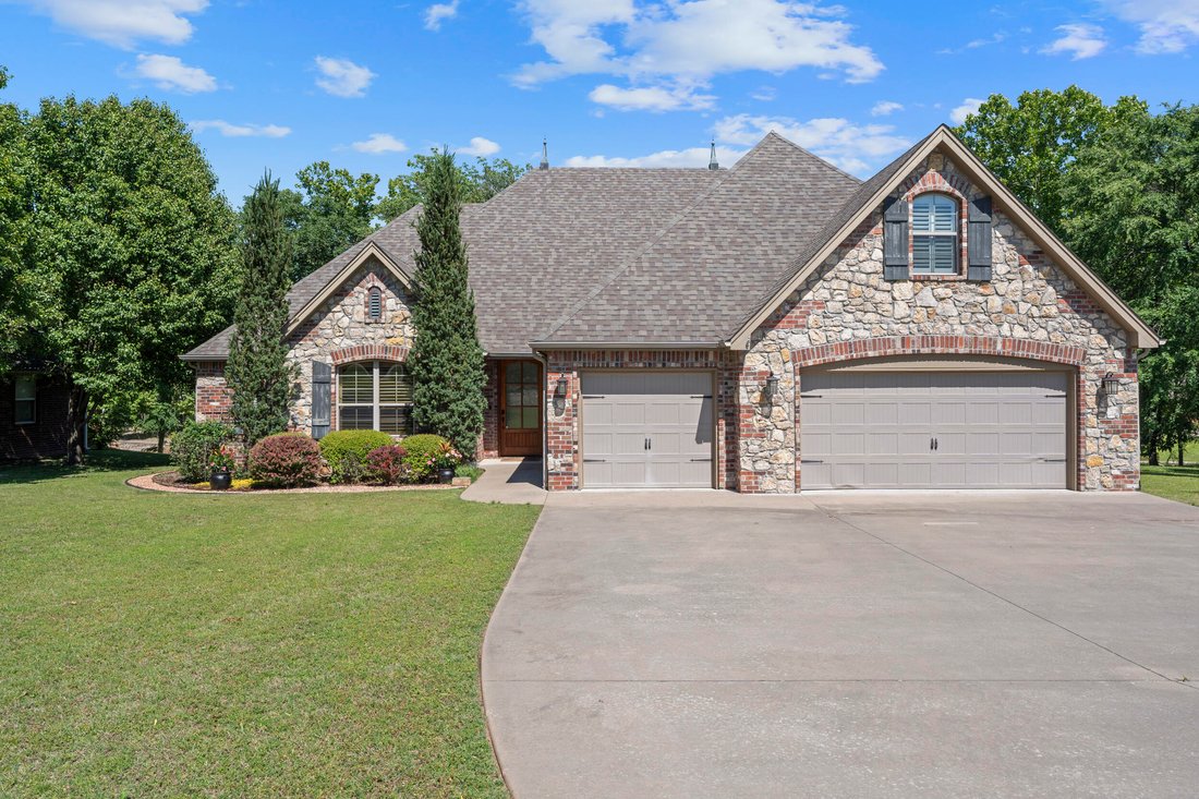 House in Grove, Oklahoma, United States 2 - 17927368