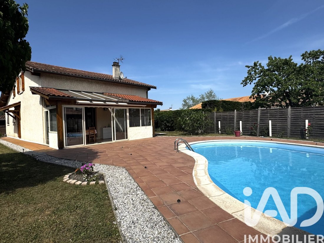 House in Centre Ville, Blanquefort, France 2 - 17929402