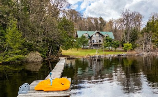 Haus in Eagle Lake, Ontario, Kanada 1