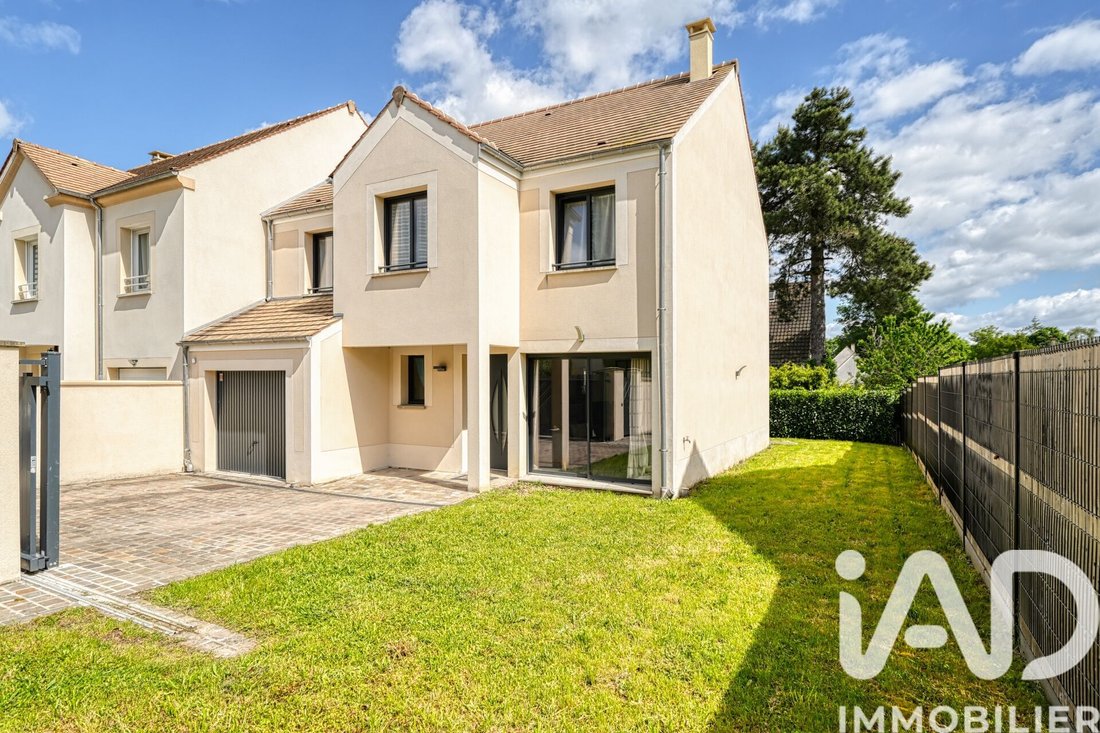 Maison à Limours, Île-de-France, France 1 - 17918712