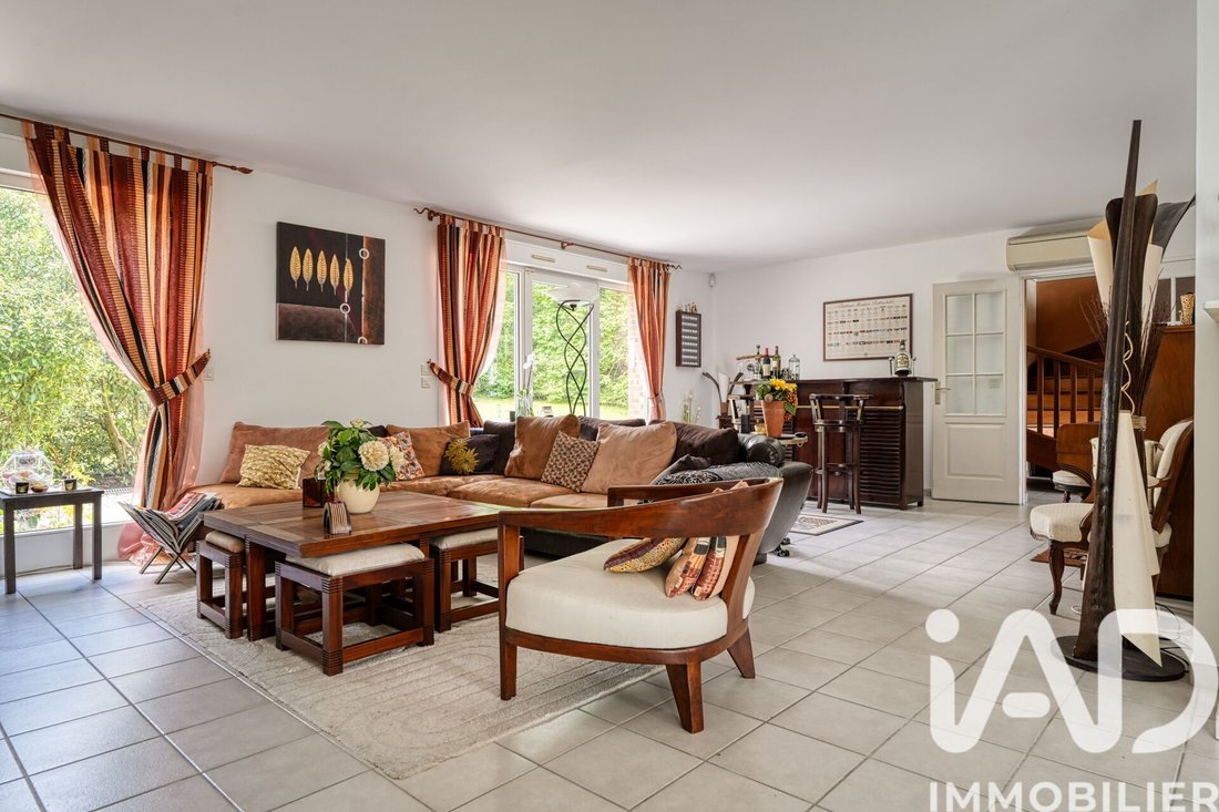 House in Forges-les-Bains, Ile-de-France, France 5 - 17779365