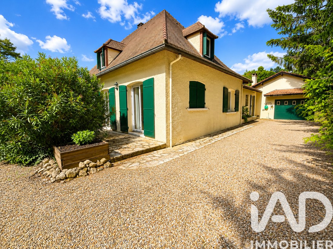 House in Saint-Laurent-des-Vignes, Nouvelle-Aquitaine, France 4 - 17658289