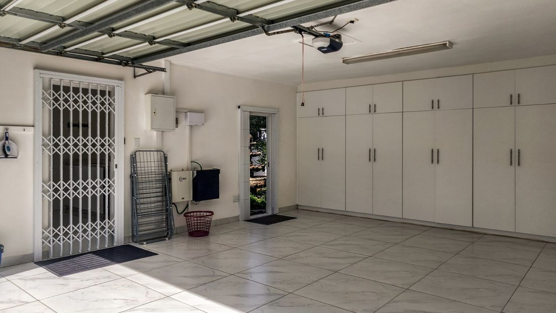 House in Braamfontein, Gauteng, South Africa 3 - 17927251