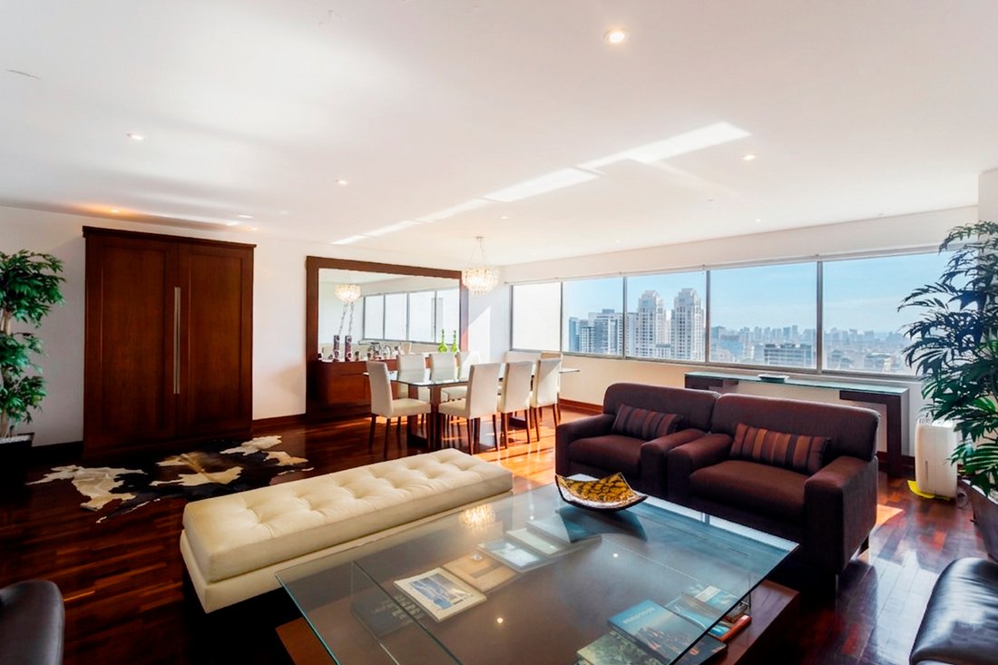 Apartment in San Isidro, Metropolitan Municipality of Lima, Peru 1 - 17926859