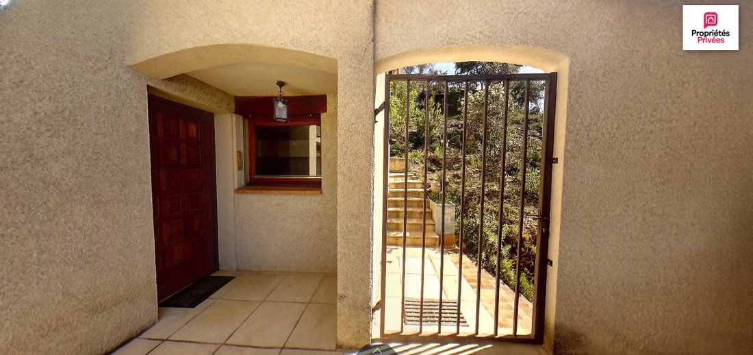 Villa in Esparron-de-Verdon, Provence-Alpes-Côte d'Azur, France 4 - 17926994