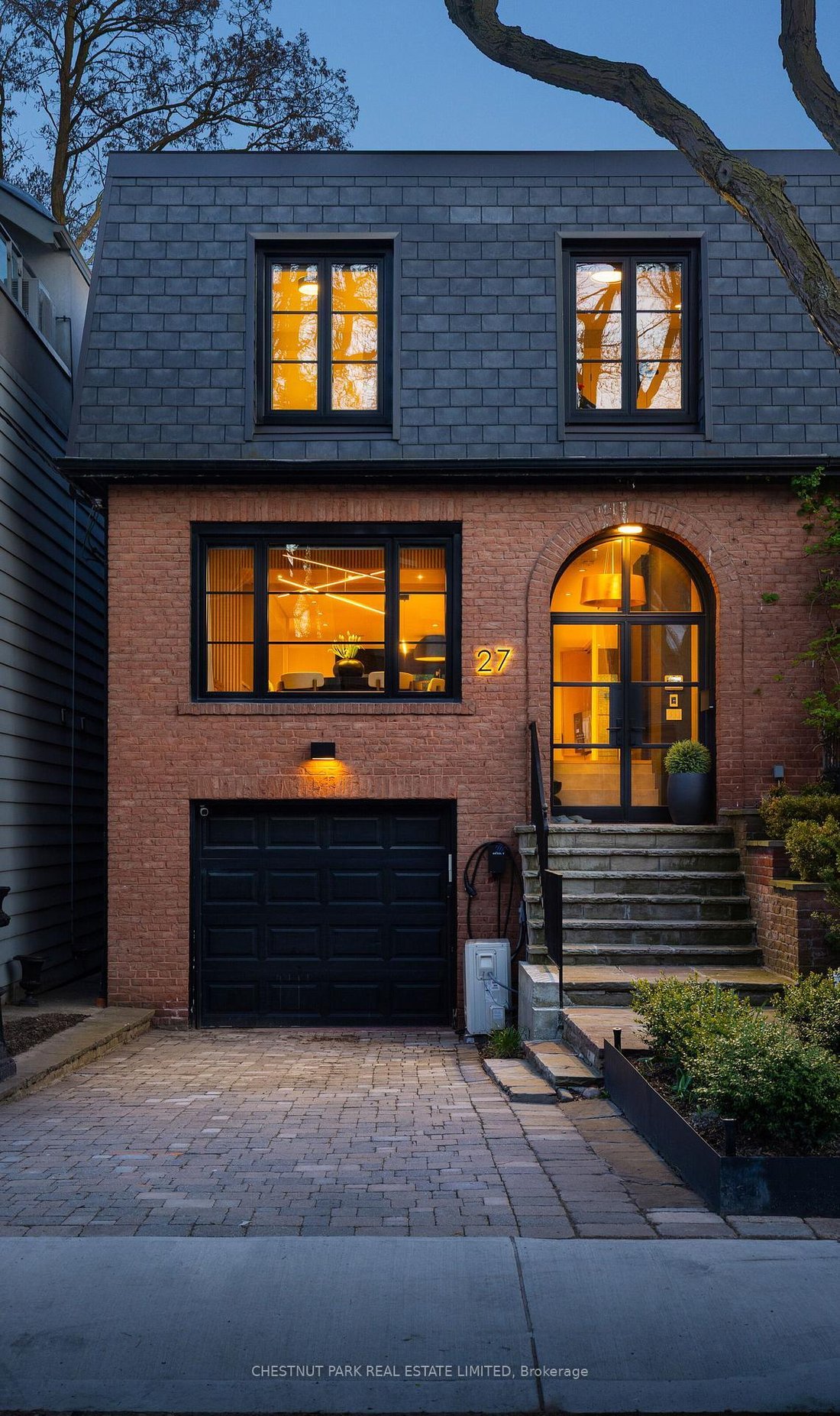 House in Toronto, Ontario, Canada 2 - 17927120