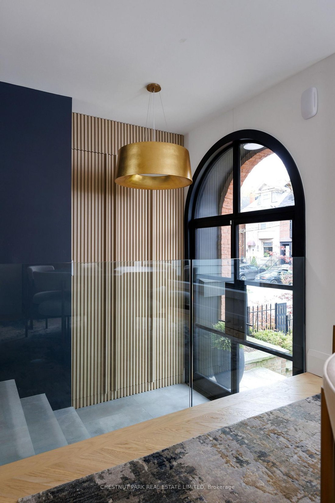 House in Toronto, Ontario, Canada 5 - 17927120
