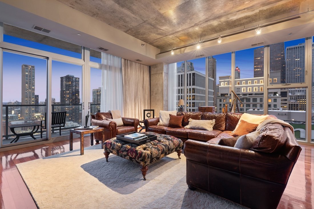 Condo in Chicago, Illinois, United States 2 - 17927075