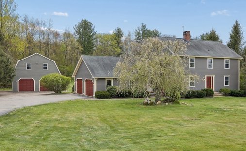 House in Spencer, Massachusetts, United States 1