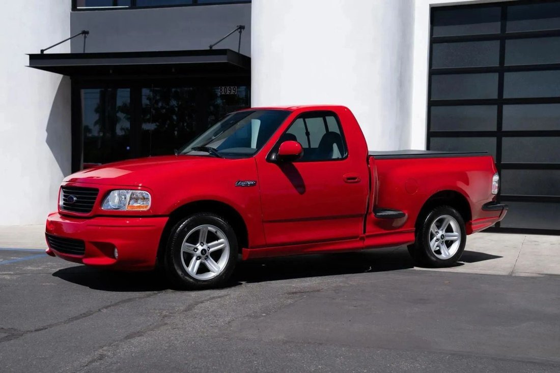 Pickup in Bloomington, CA, United States 3 - 17699031