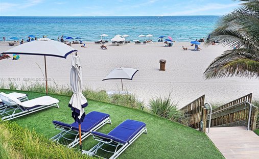 Condo in Sunny Isles Beach, Florida, United States 1