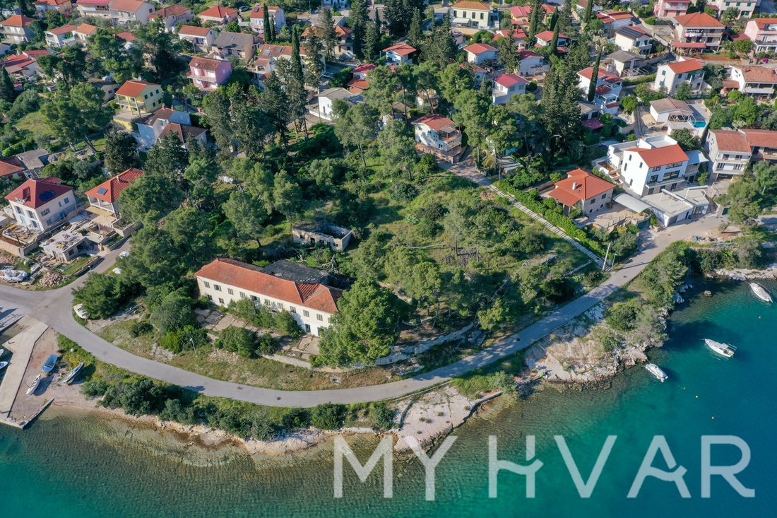 Estate in Vrboska, Split-Dalmatia County, Croatia 4 - 17927697
