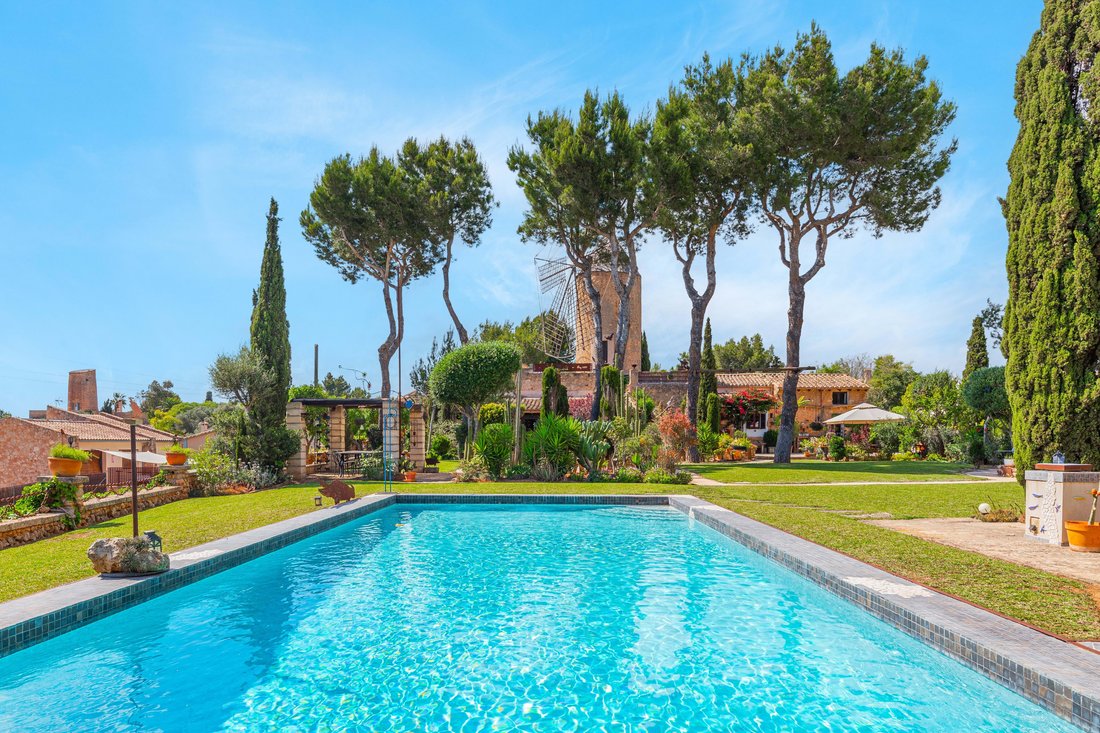 Villa in Santa Eugenia, Balearic Islands, Spain 1 - 17927663