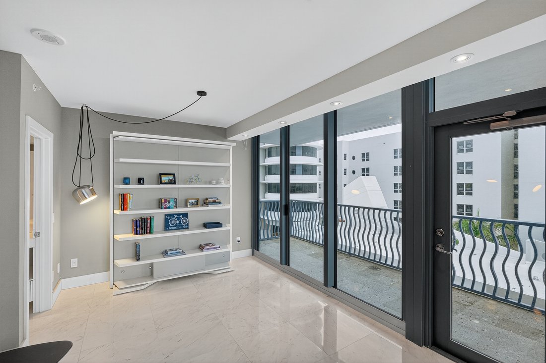 Condo in Miami Beach, Florida, United States 4 - 17927674