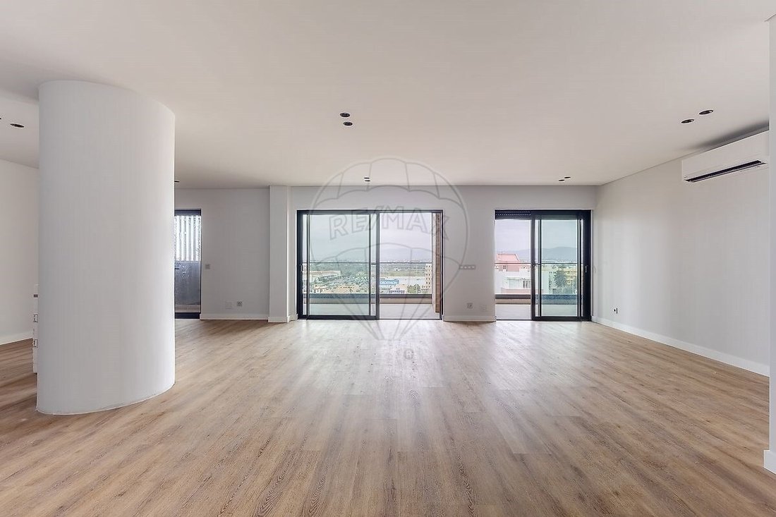 Apartment in Faro (Se e Sao Pedro), Algarve, Portugal 1 - 16784025