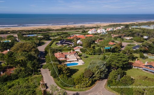 Villa in Punta del Este, Departamento Maldonado, Uruguay 1
