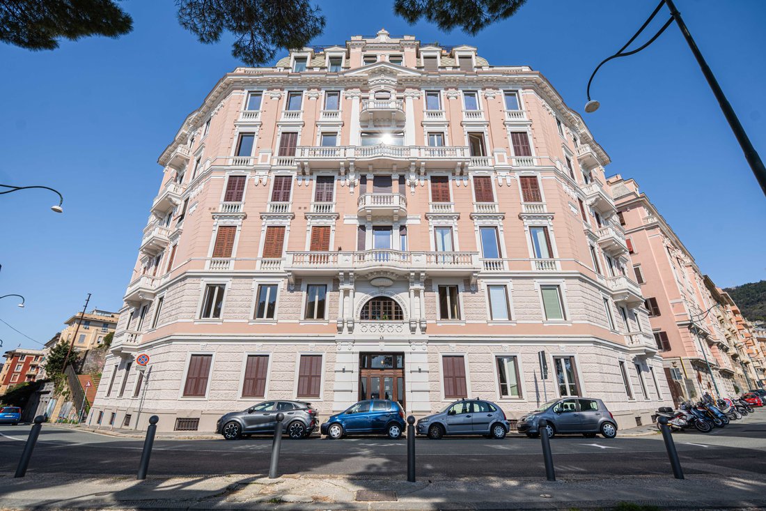 Apartment in Circonvallazione, Genoa, Liguria 1 - 17927939
