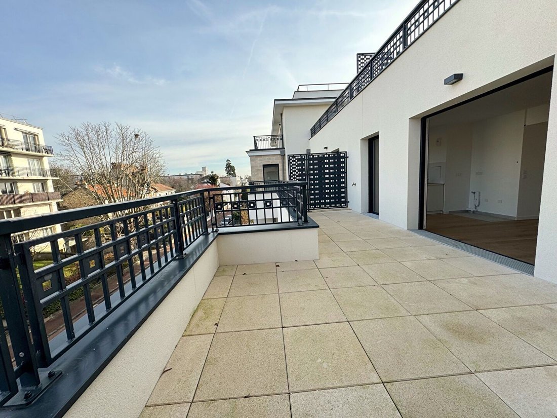 Apartment in Saint-Cloud, Ile-de-France, France 1 - 16467031