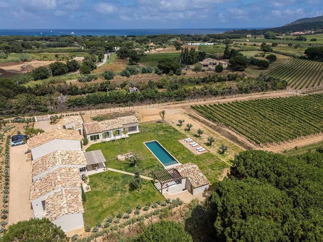 Villa in Ramatuelle, Provence-Alpes-Côte d'Azur, France 1 - 16708329