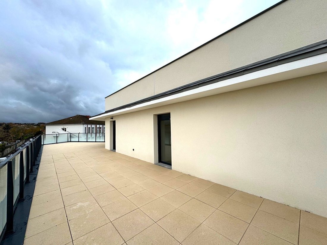 Apartment in Saint-Cloud, Ile-de-France, France 3 - 16467633