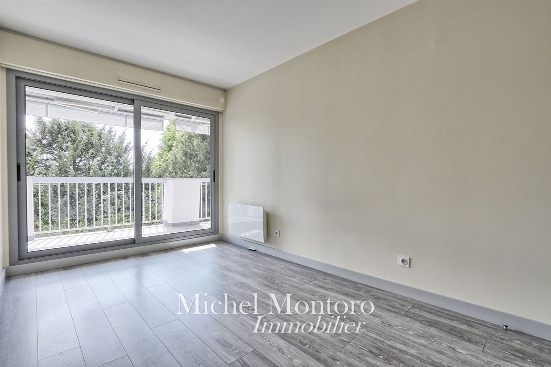 Apartment in Forêt, Saint-Germain-en-Laye, France 5 - 17799358