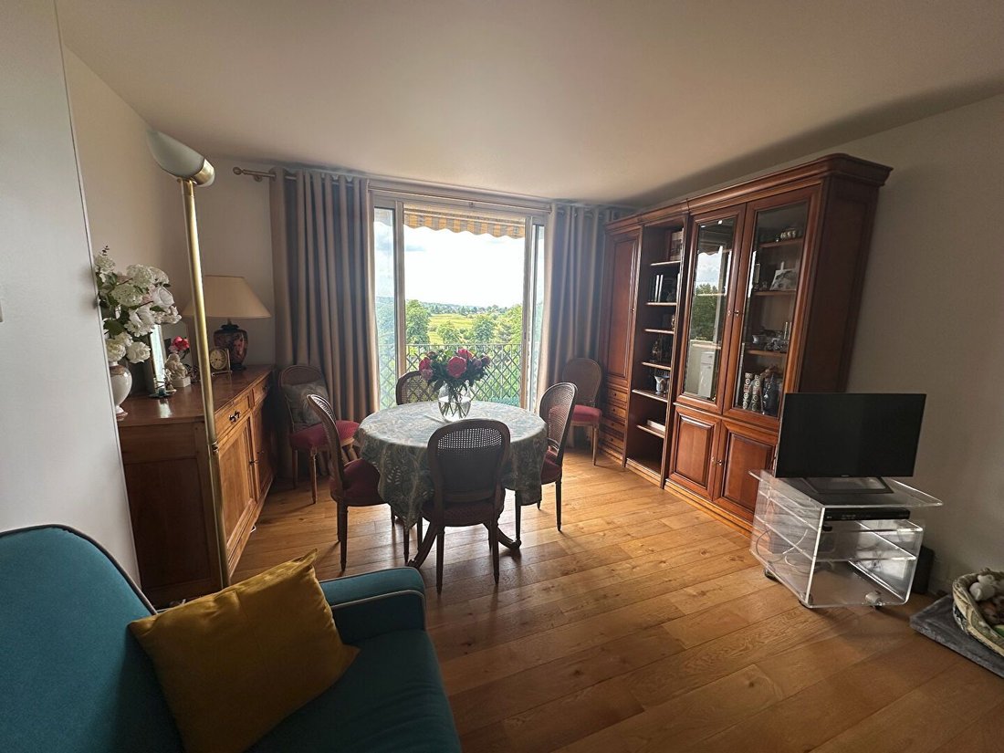 Apartment in Saint-Cloud, Ile-de-France, France 2 - 16099547
