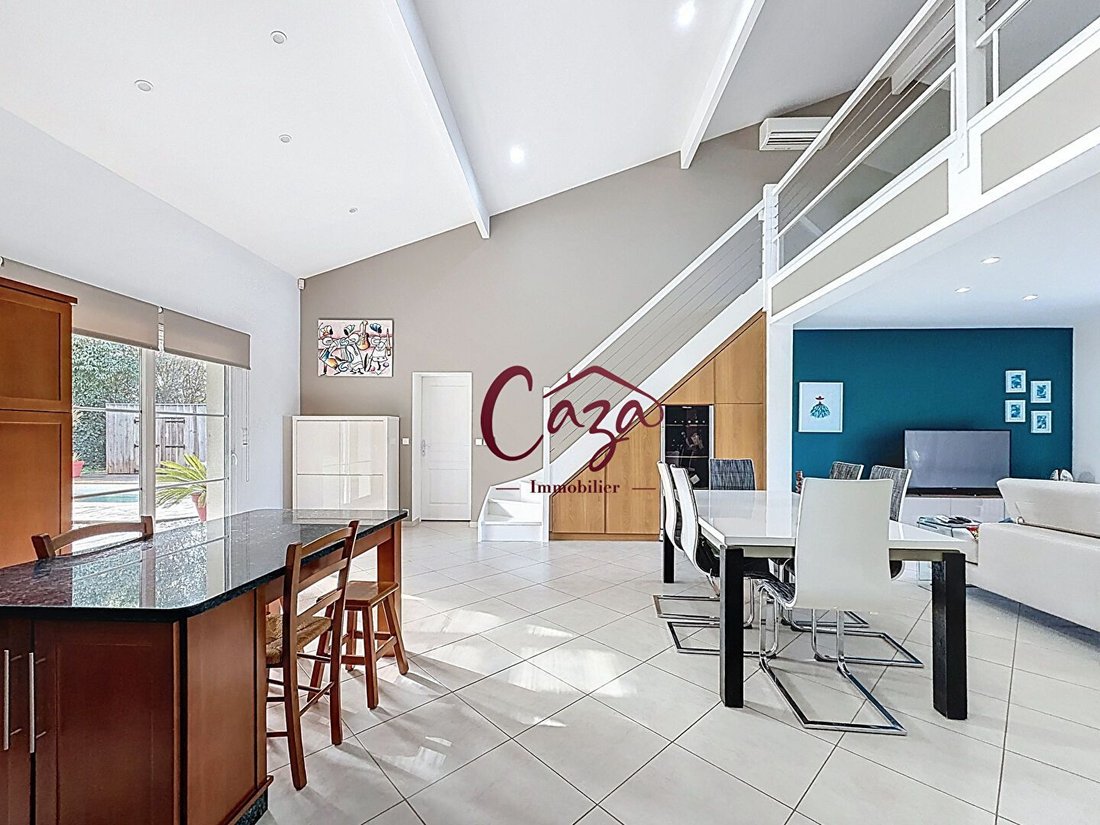 House in Camblanes-et-Meynac, Nouvelle-Aquitaine, France 2 - 17078729