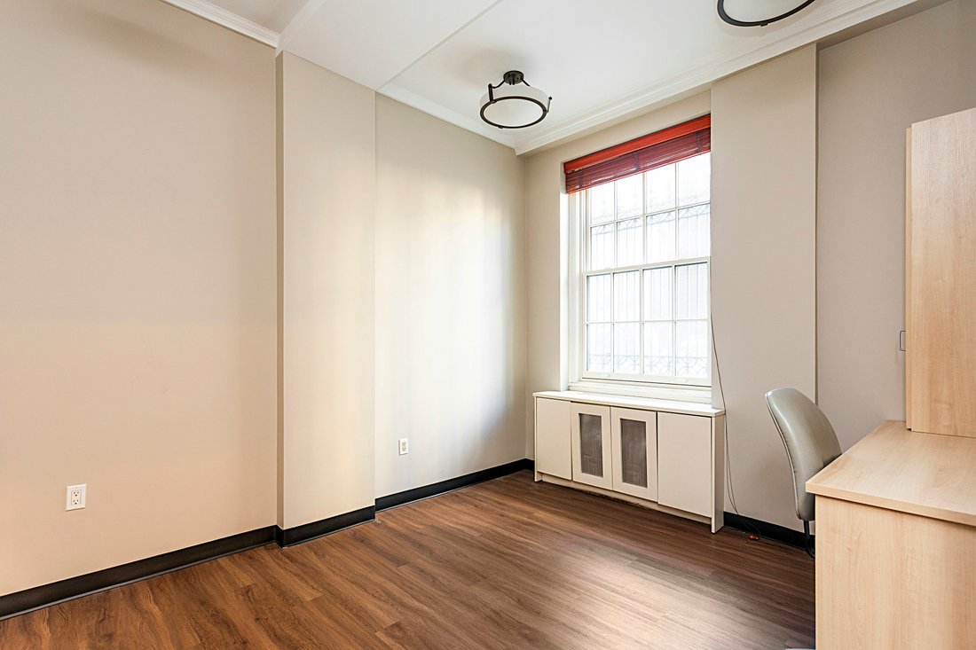 Co Op in New York, New York, United States 4 - 17907071