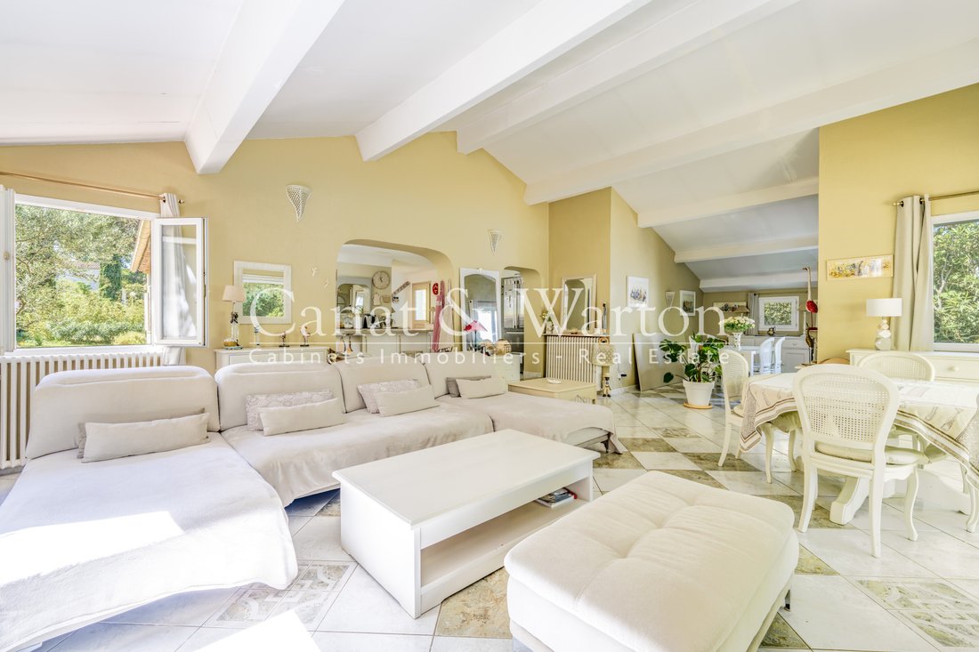 Villa in Aguillon, Toulon, France 5 - 17935106