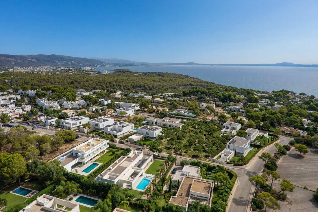 Villa in Sol de Mallorca, Calvia, Balearic Islands 2 - 17932821
