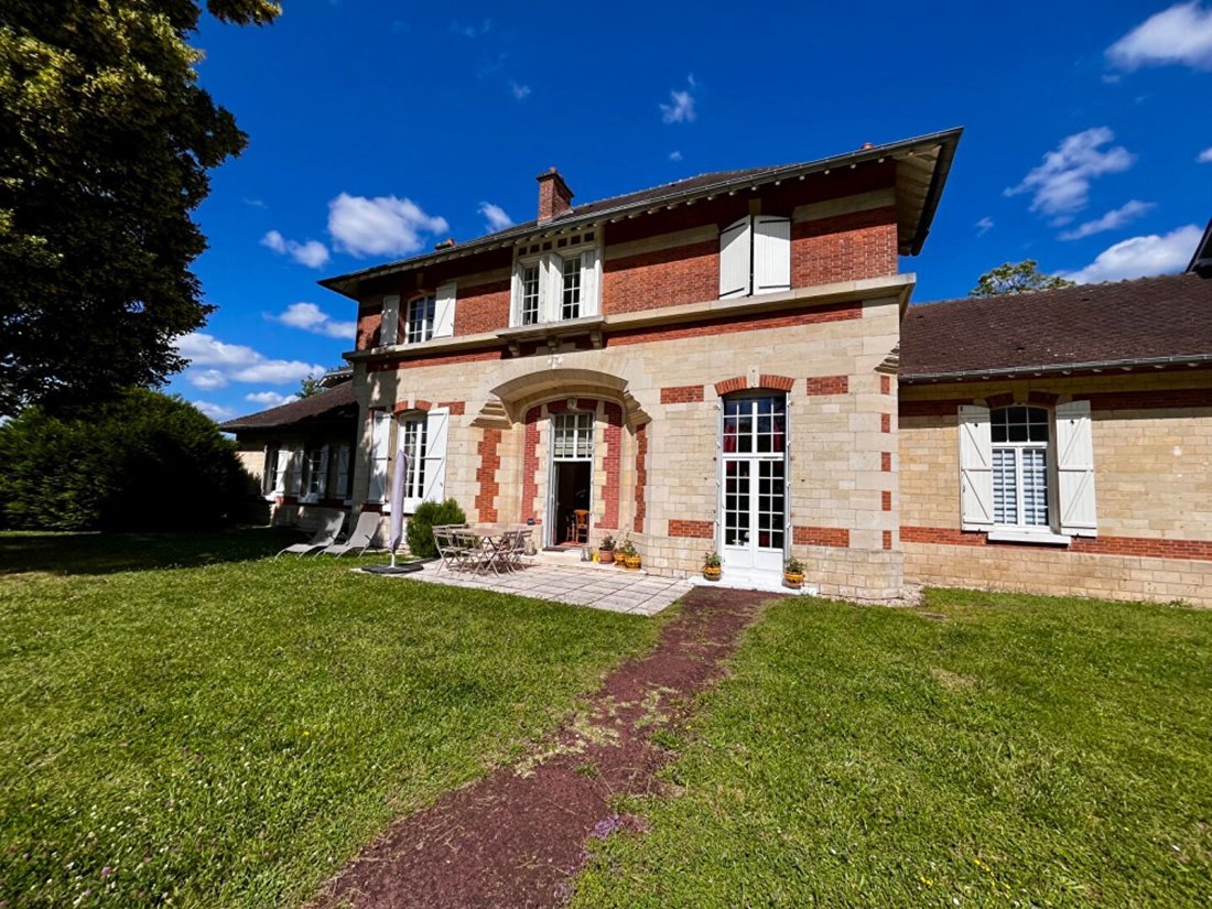 Apartment in Chantilly, Hauts-de-France, France 1 - 15494646