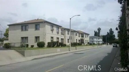 Alhambra, California, United States 2 - 17943702