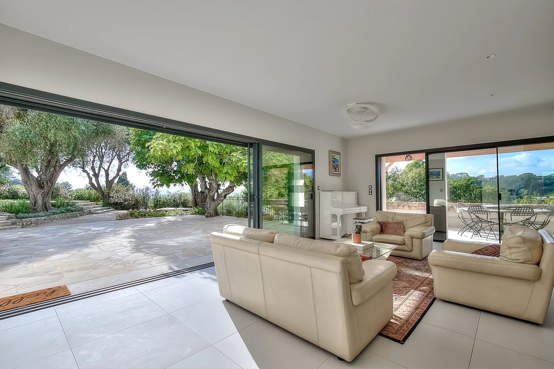Villa in Mougins, Provence-Alpes-Côte d'Azur, France 5 - 17935310