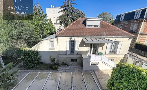 House in Hôtel de Ville, Courbevoie, France 1